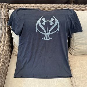 Under Armor Heat Gear T-Shirt.